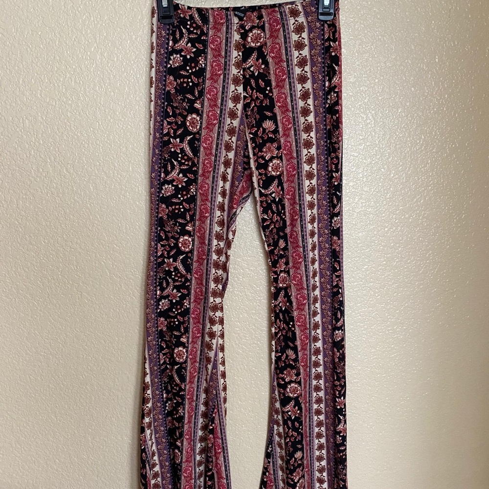 Bell bottom stretchy pants